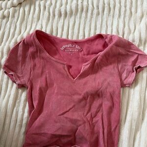 Women's Pink crop top aeropostale
